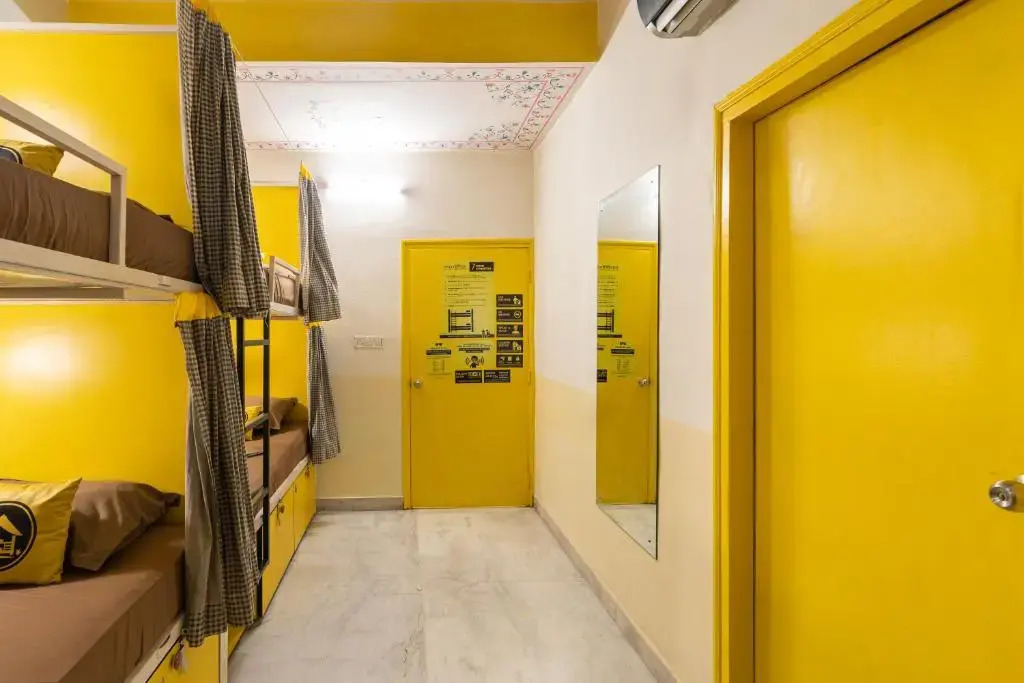 The Hosteller Jaipur, MI Road