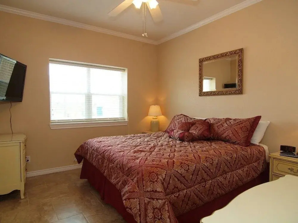 Island 27 2 Bedroom Condo