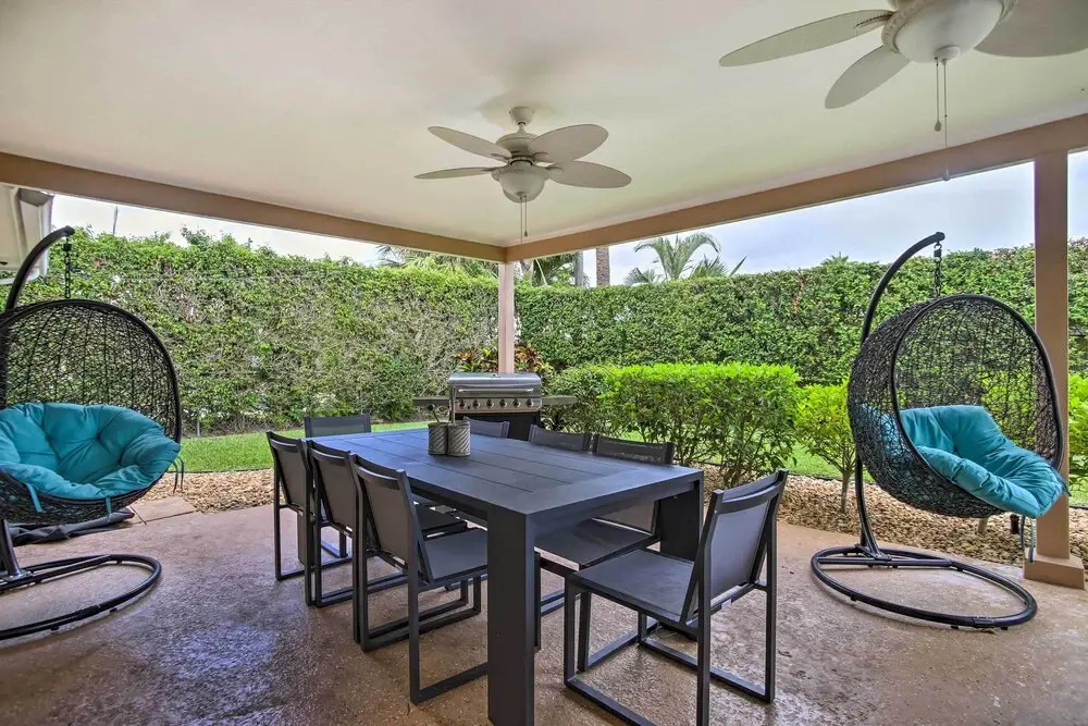 Riviera Beach Vacation Home w/ Pool: Walk to Beach