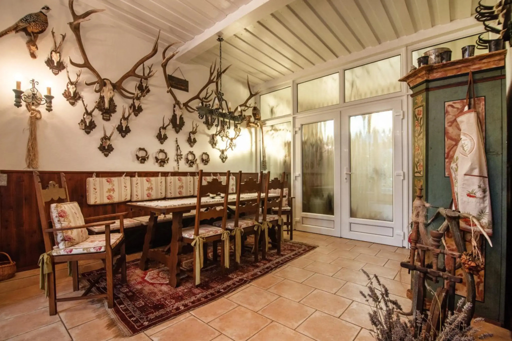 Renoviertes Bauernhaus mit Garten in Ruhelage