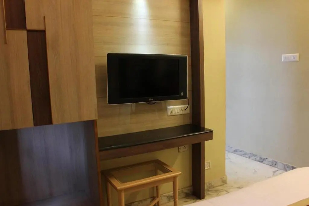 Hotel Manasa Paradise