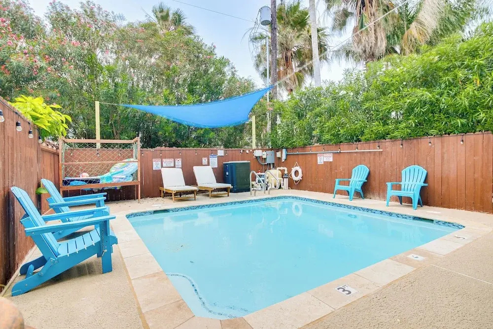 Steps to Beach: Oceanside Townhome w/ Heated Pool