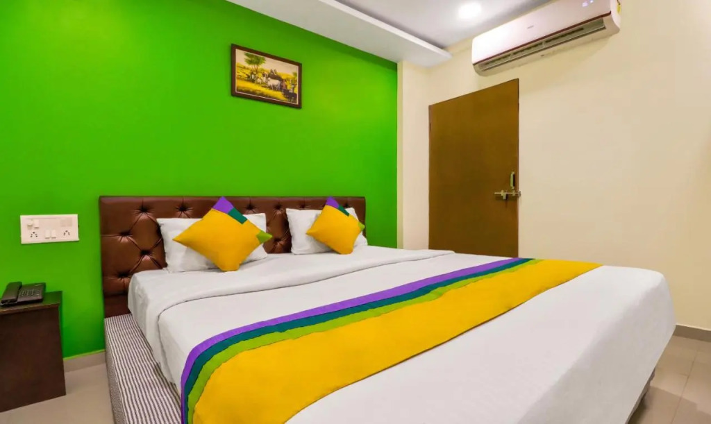Itsy Hotels Carnival Inn