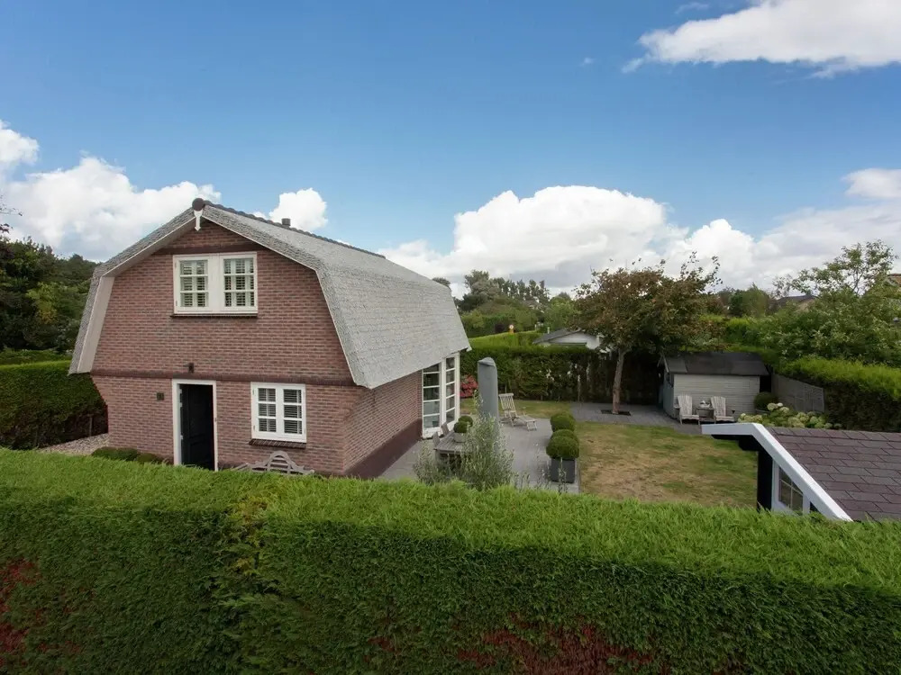 Rustic Holiday Home in Noordwijk near Dunes