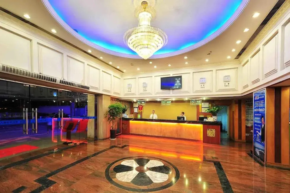 The Overseas Chinese Building Hotel