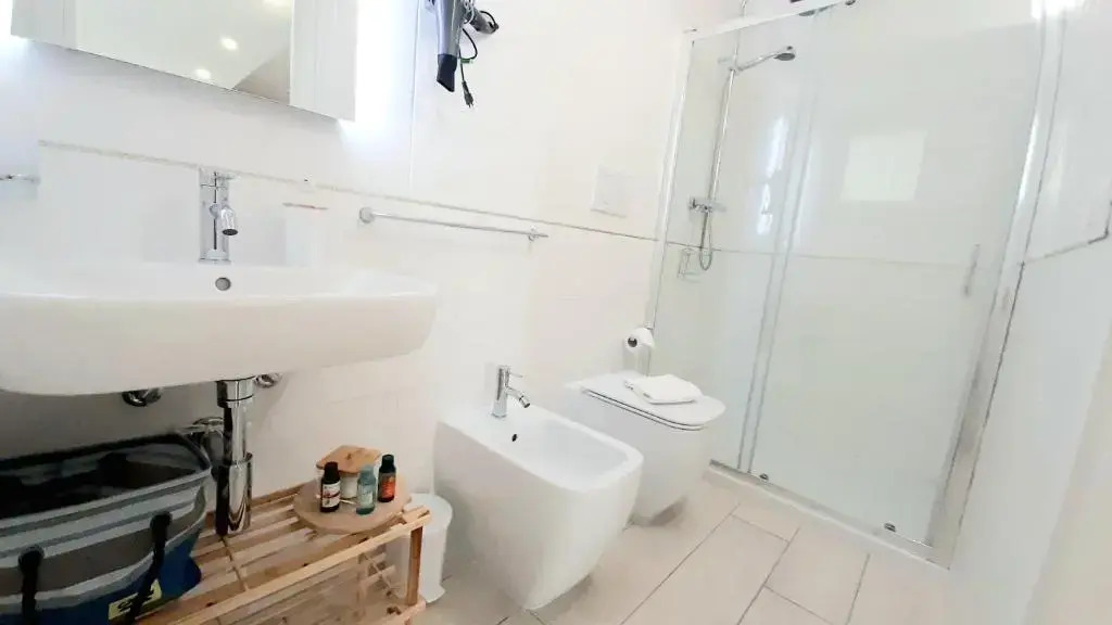 Joshua Rooms