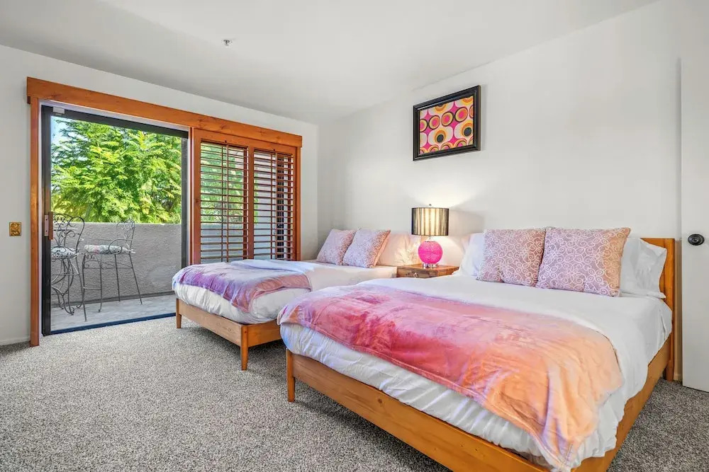 Plaza Villas 615