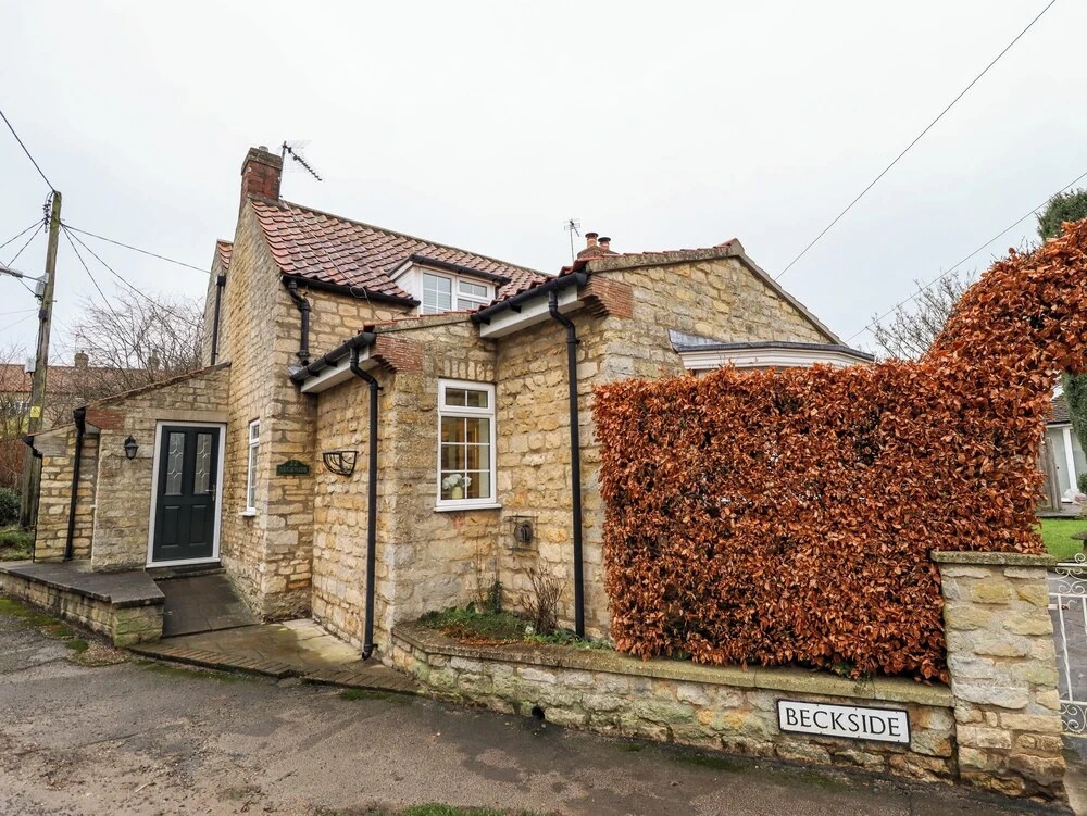 22 Beckside