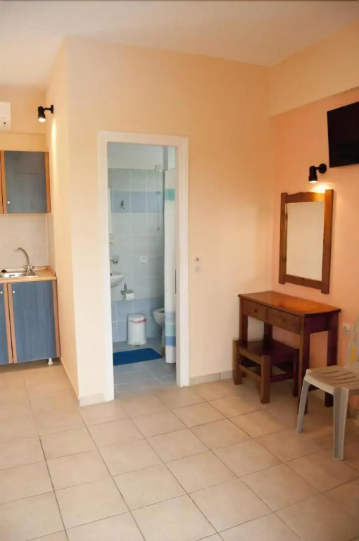 Nikos Villas - Poolside Getaways in Kavos, Corfu