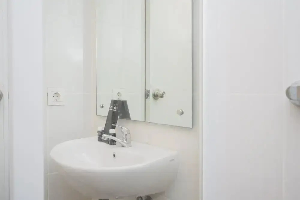 Cozy Room 2BR at 19 Avenue Apartment