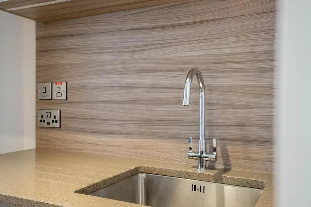 35 Cocoa Suites (parking included!)