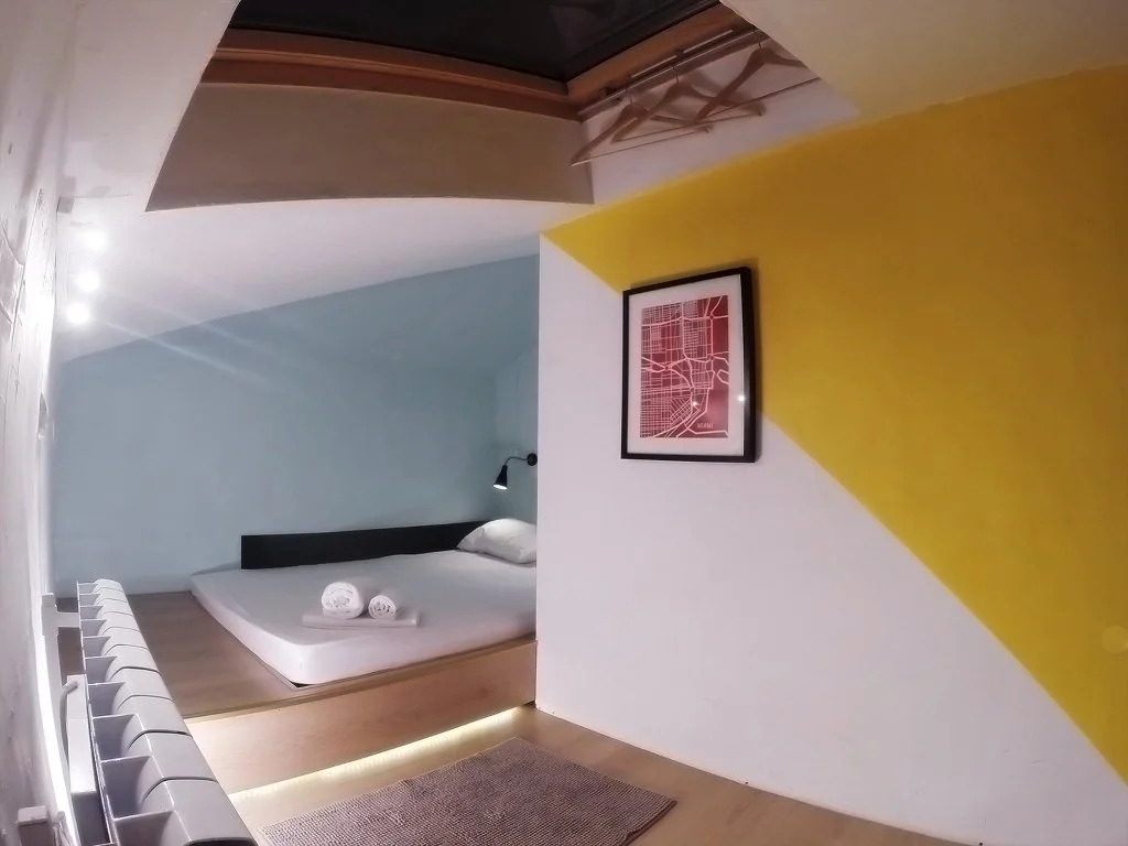 HQ Hostel