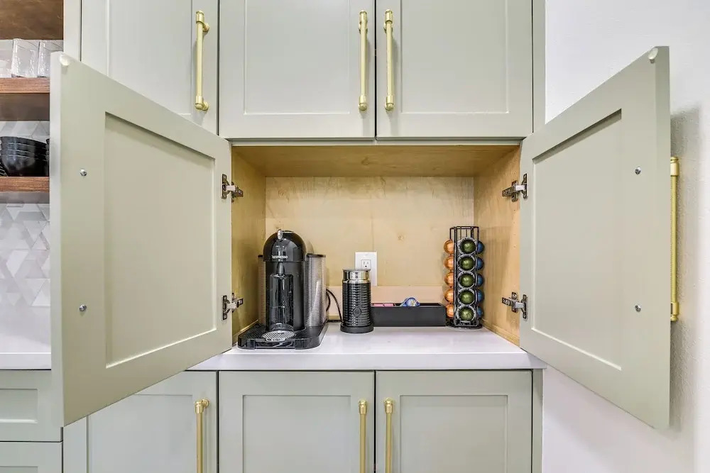 Walk to Shops & Restaurants: Chic Galveston Studio