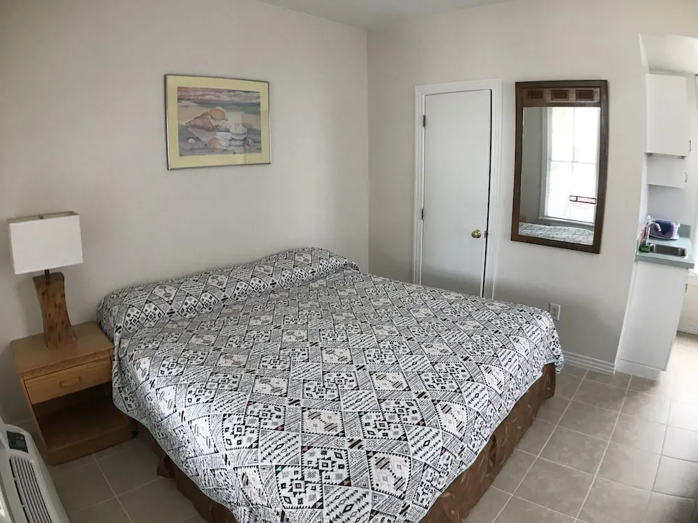 Ocean Cove Motel