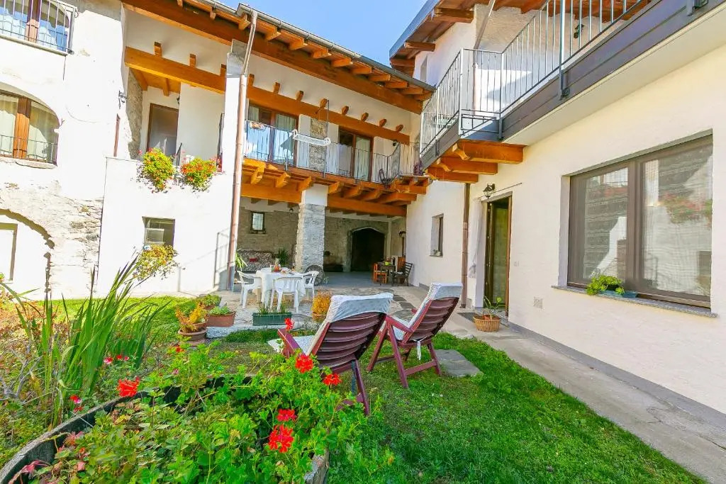 Historic Casa Baroni near Lake Orta - Happy Rentals