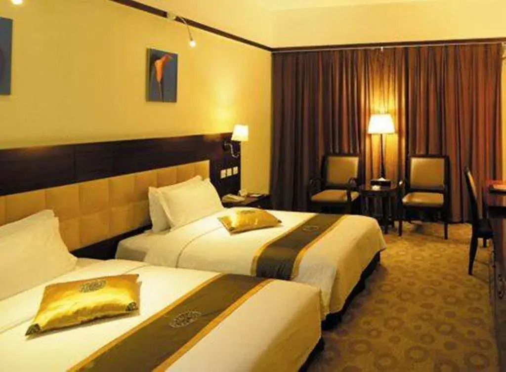 Golden Palace Hotel