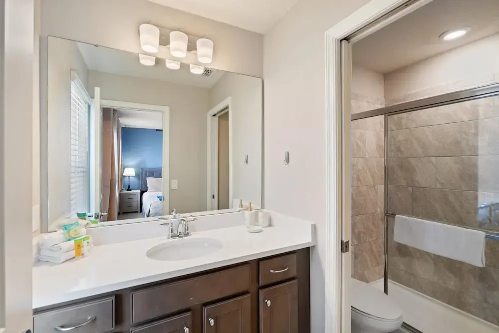 Windsor Island Resort 10 Bedroom Themed Private Home with Pool+Spa & Resort Amenity Access 10 Home