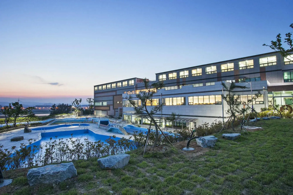 Sacheon Grand Tourist Hotel