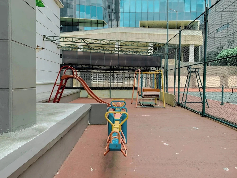 Homey And Elegant 2Br At Permata Senayan Apartment