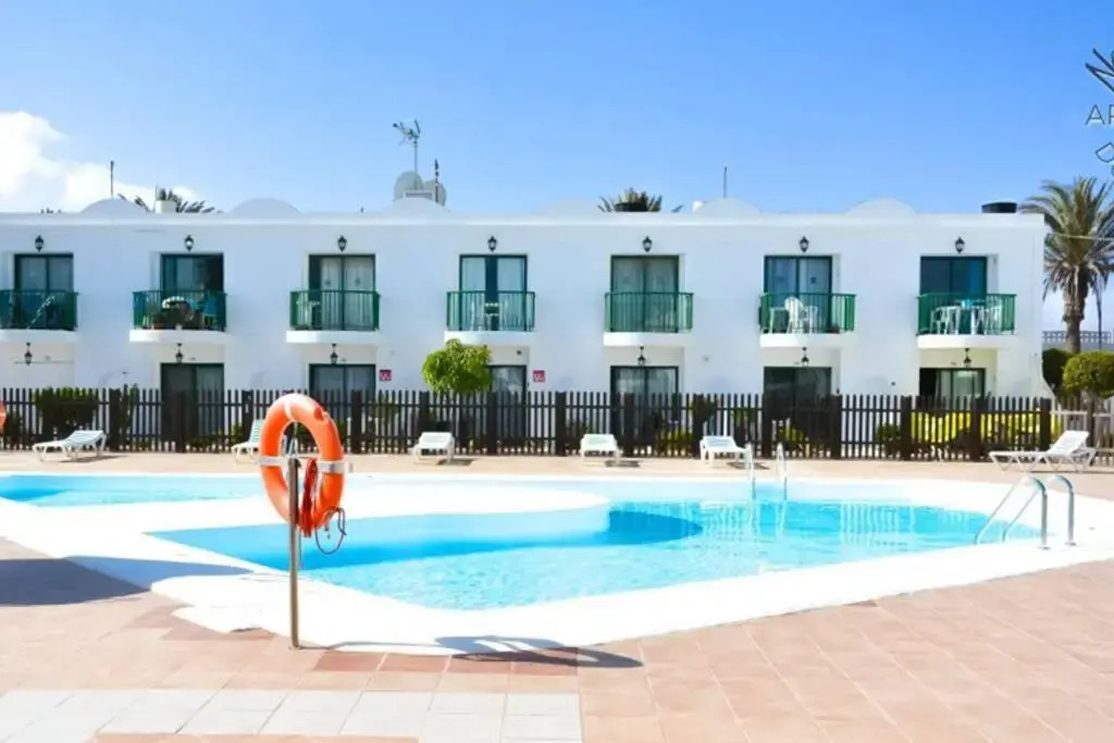 Sunny Noa's apartment double pool view- wifi fibra