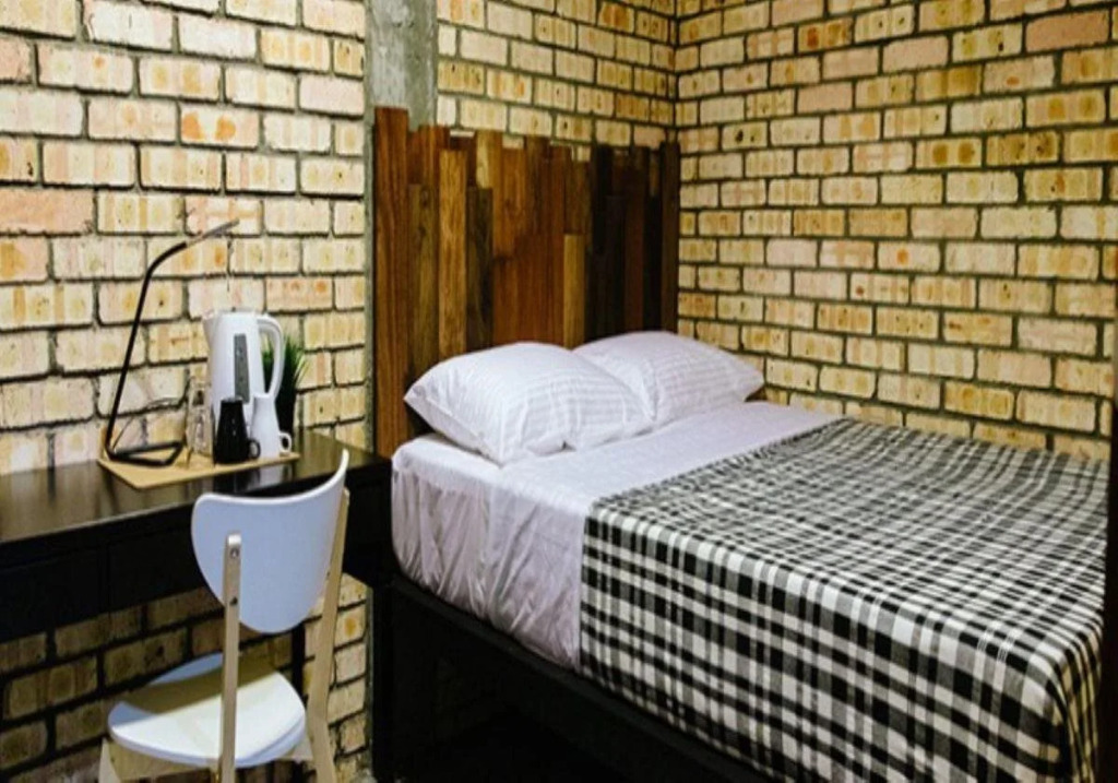 Paper Plane Hostel