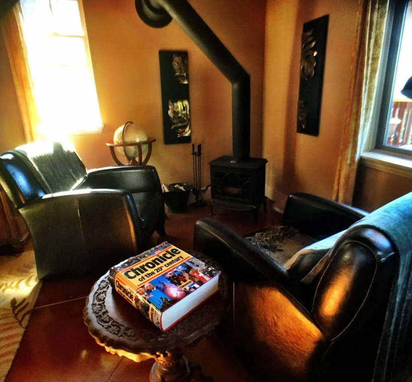 The Tuwanek Bed and Breakfast