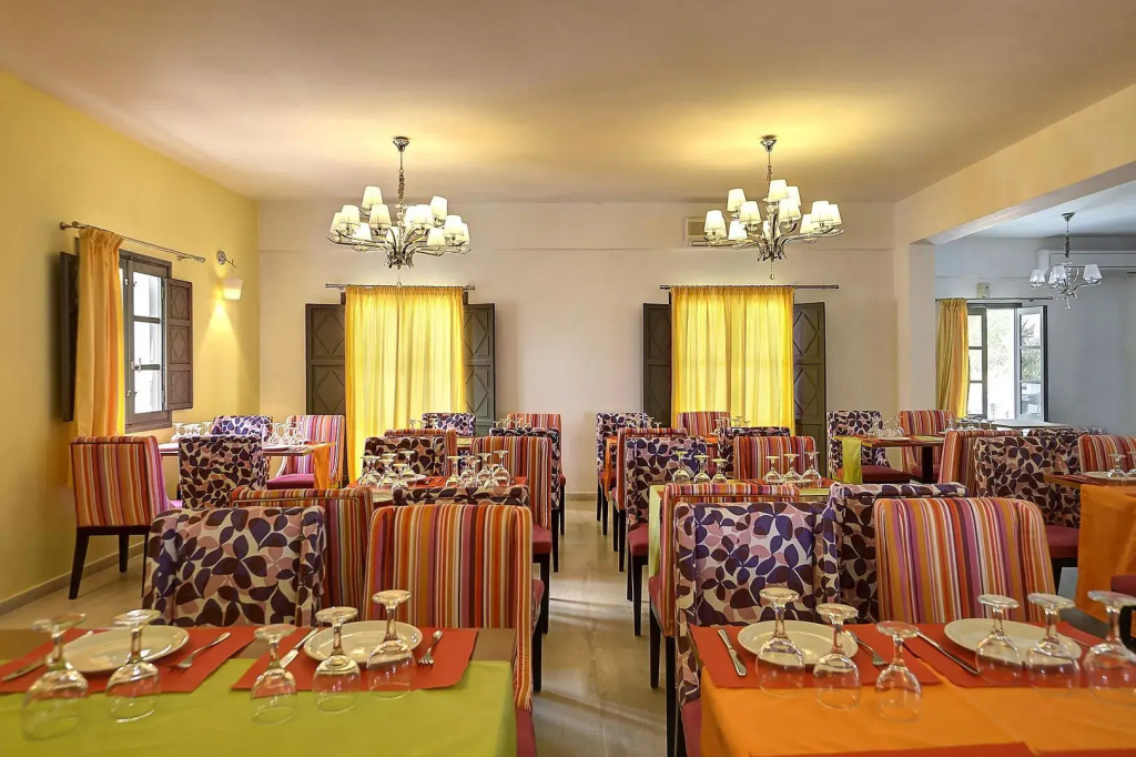 OMIROS HOTEL