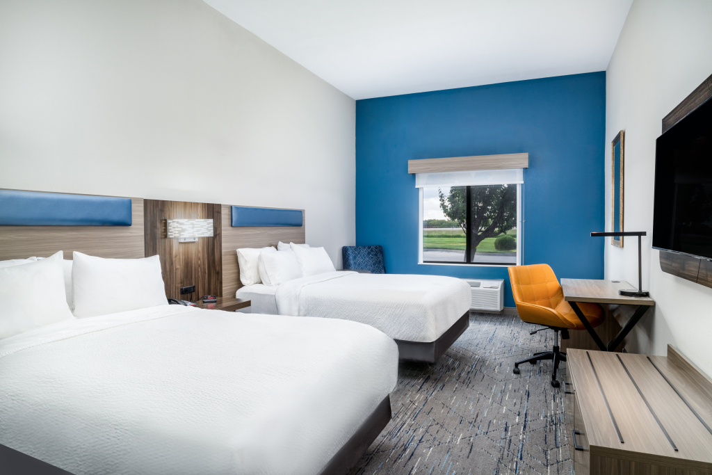 Holiday Inn Express Pratt by IHG