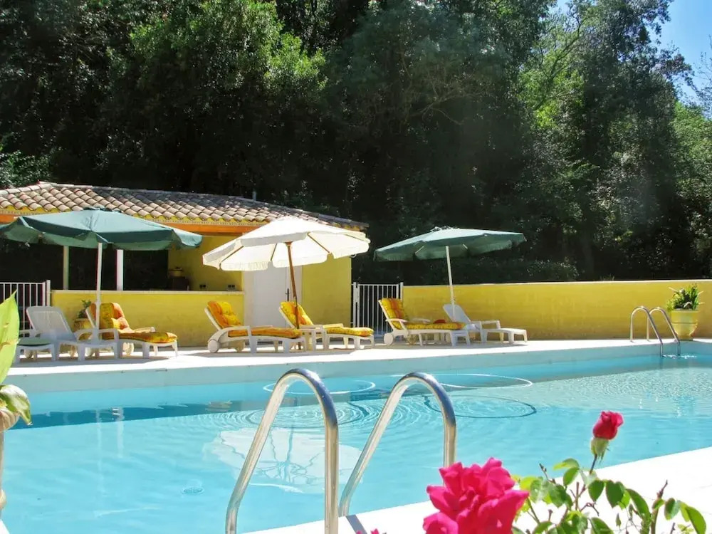Apartment With 3 Bedrooms in Cazouls-lès-béziers, With Pool Access, Fu