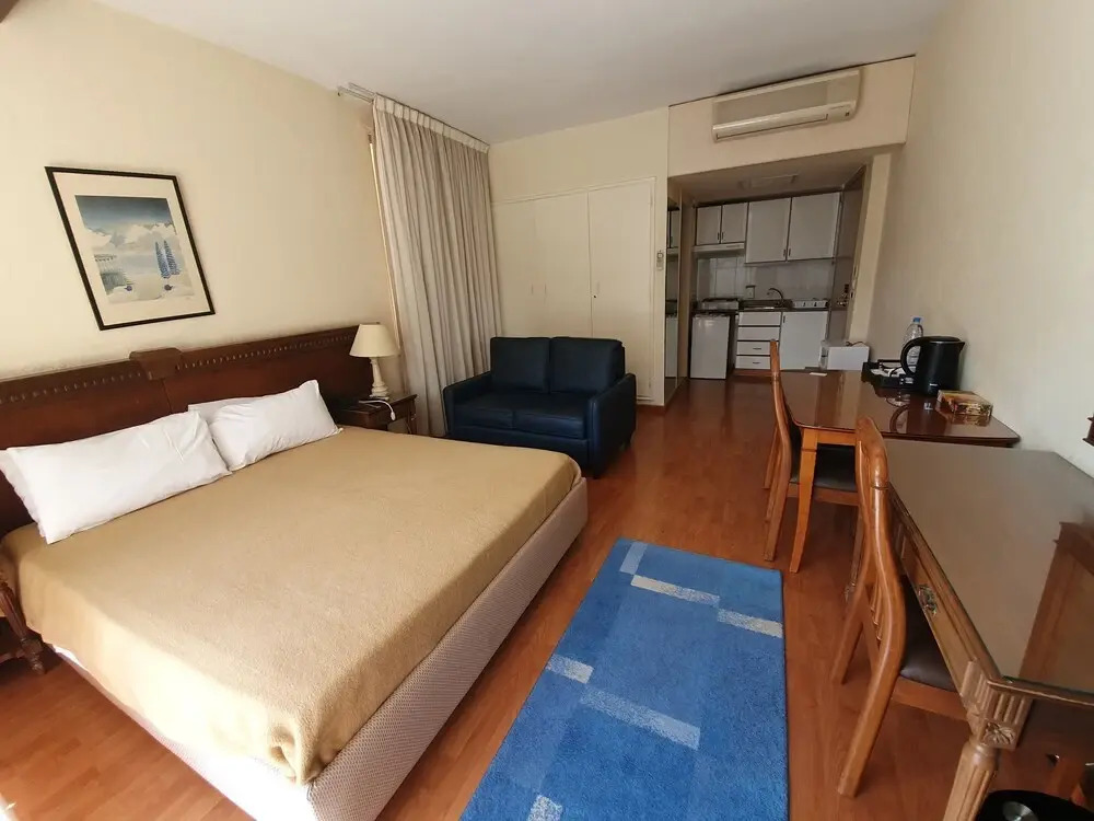 Holiday Home Suites
