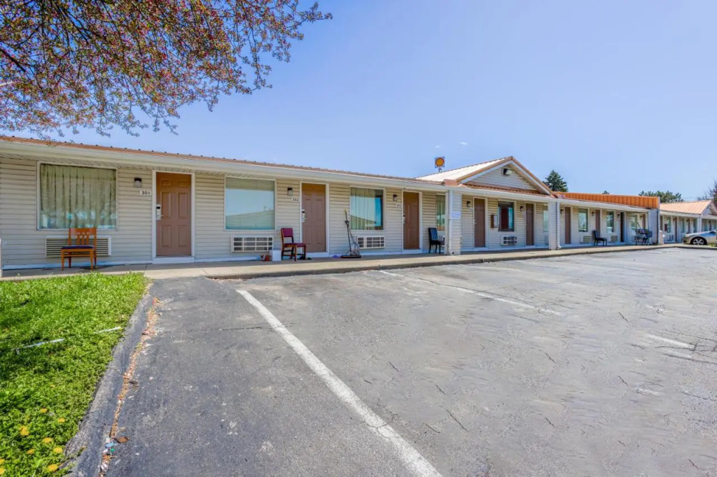 Cozy Garden Inn By OYO Hwy 40 Richmond