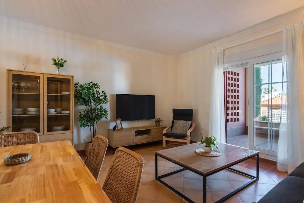 Seaside Retreat for 9 Guests