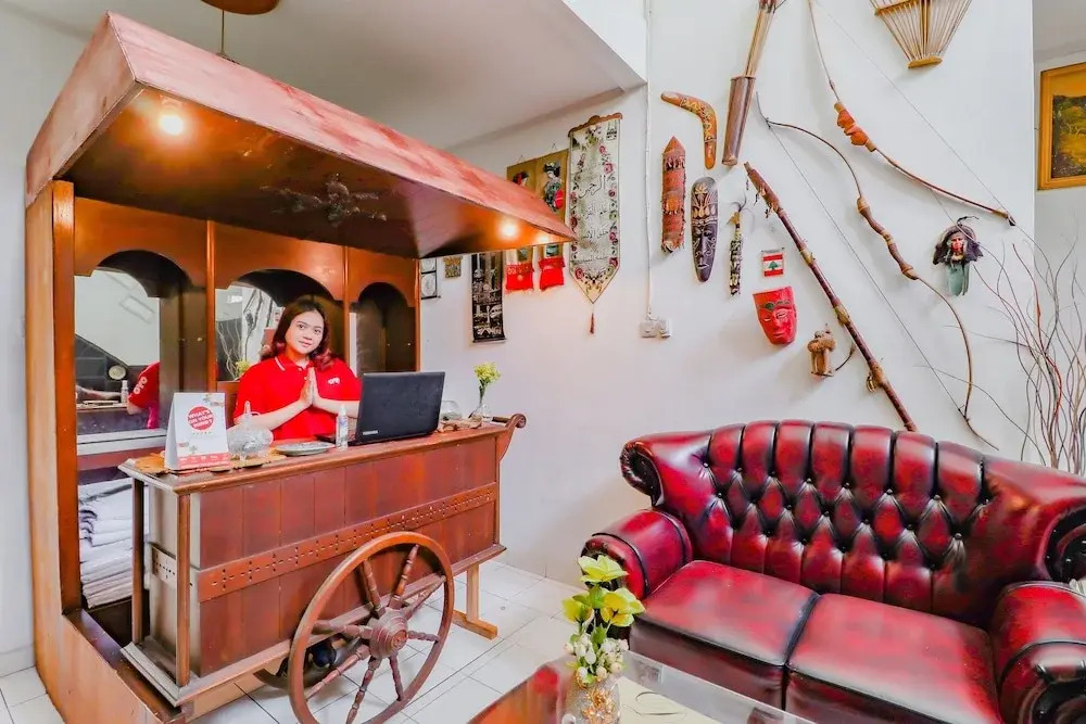 RedDoorz near Terminal Pasir Hayam Cianjur