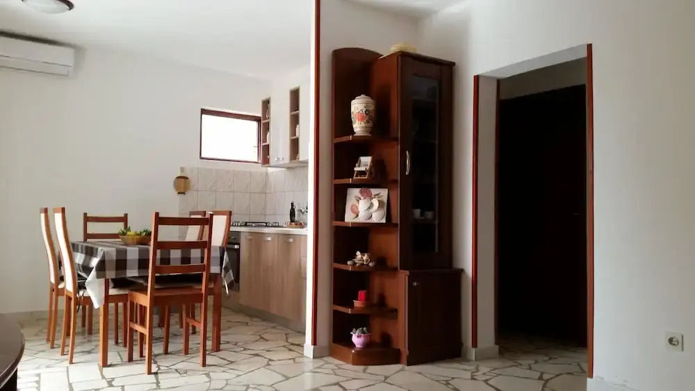 Apartments Mijić 743