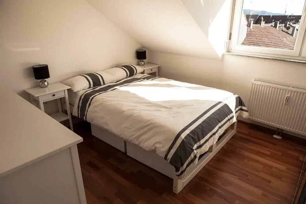 Deluxe City Apartment