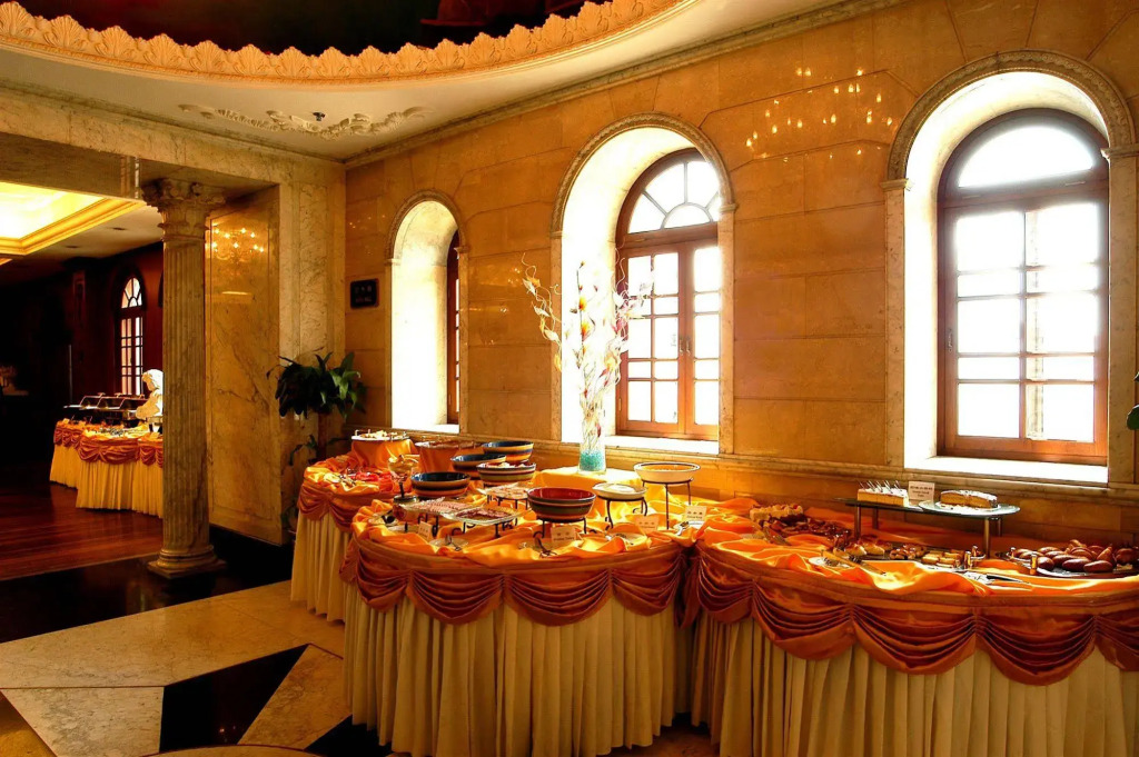 Jin Jiang Pacific Hotel