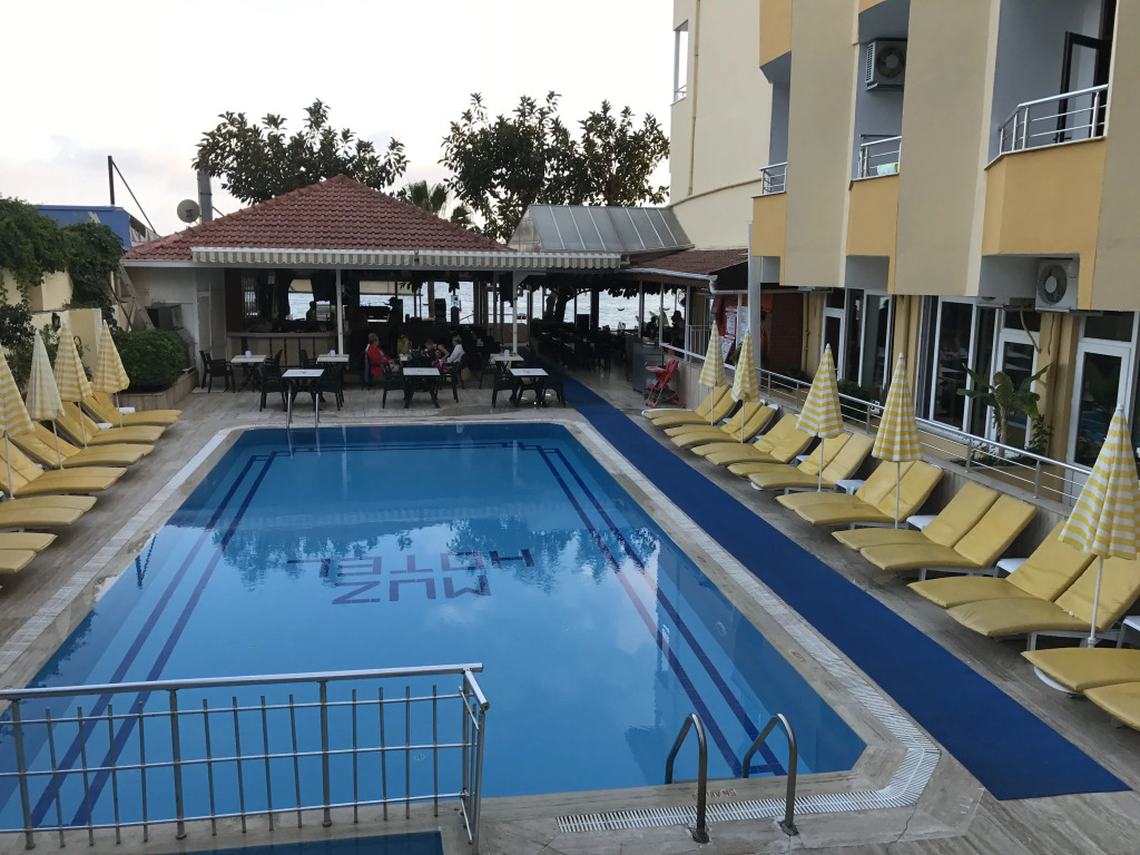 Muz Hotel - All Inclusive