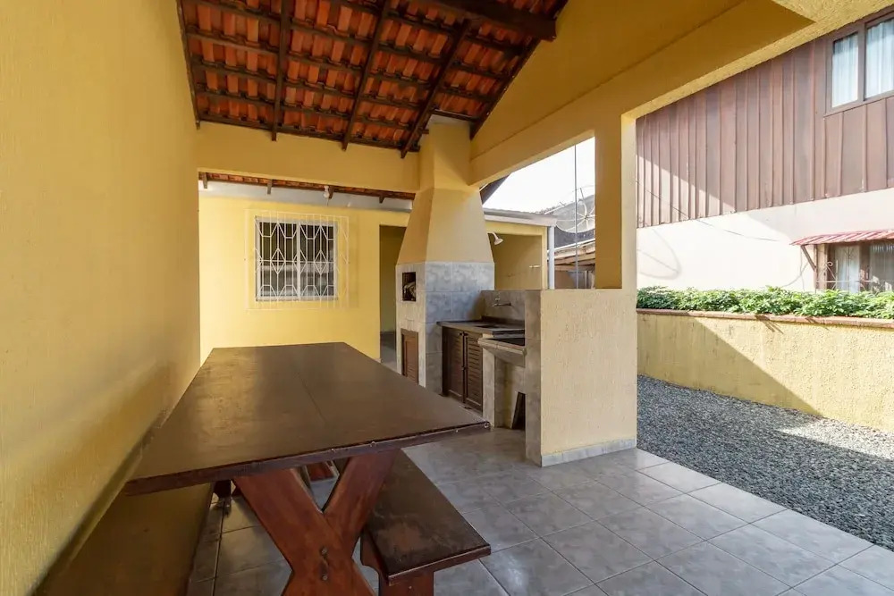 Aluguel Casa 2 Quartos para 8 Pessoas - 503A