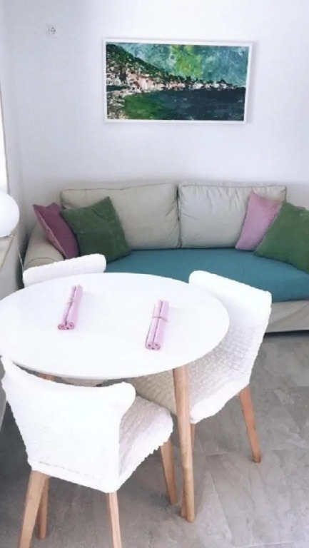 Apartment Lemar - parking and barbecue: A6 LIGHT Bol, Island Brac