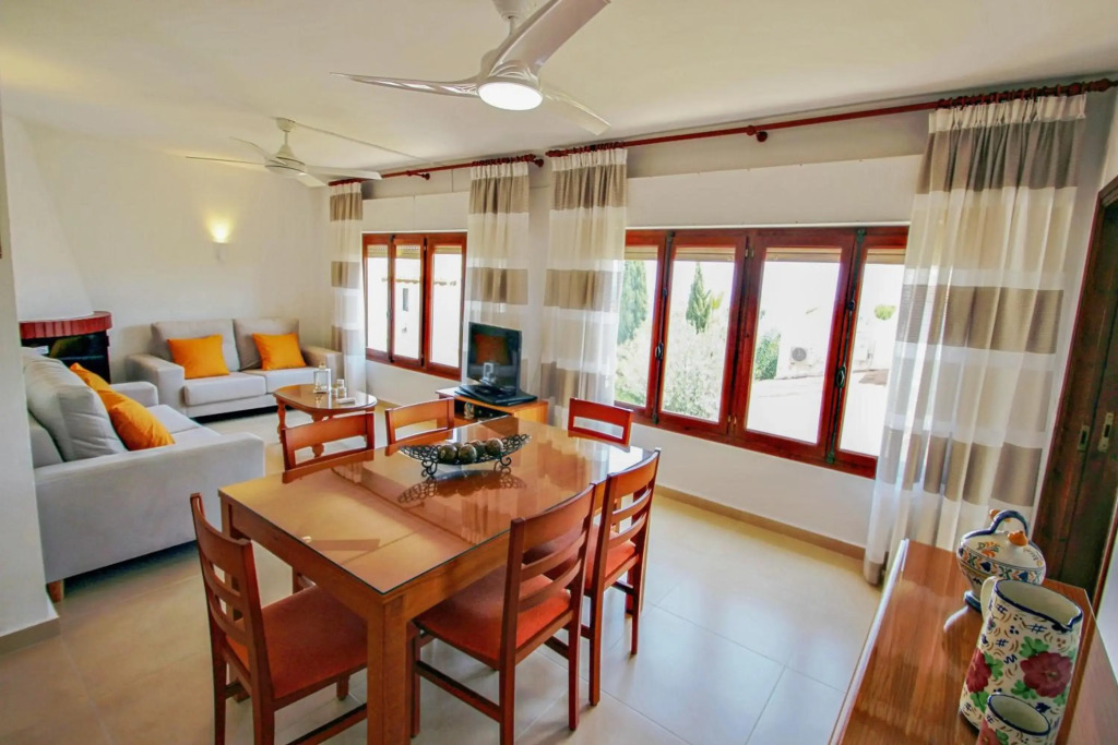 Tere - holiday home with private swimming pool in Calpe