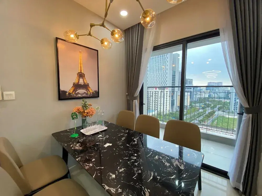 Asahi Luxstay - Golden Park  Apartments