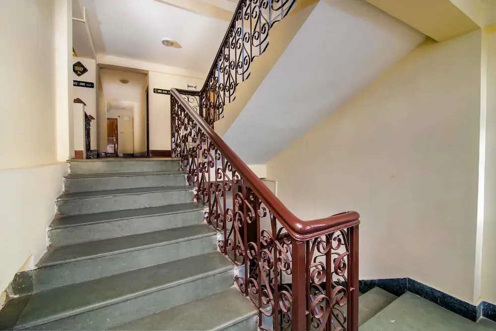 Muscatel BhumSang - 200 Mts from Mall Road