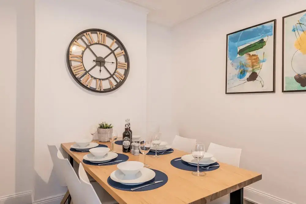 Host Stay The Haven at Church Road