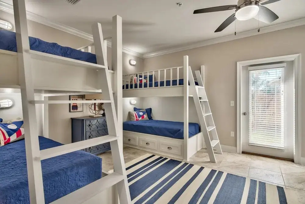 Azure Seas Villa NEW Luxury Steps To Beach