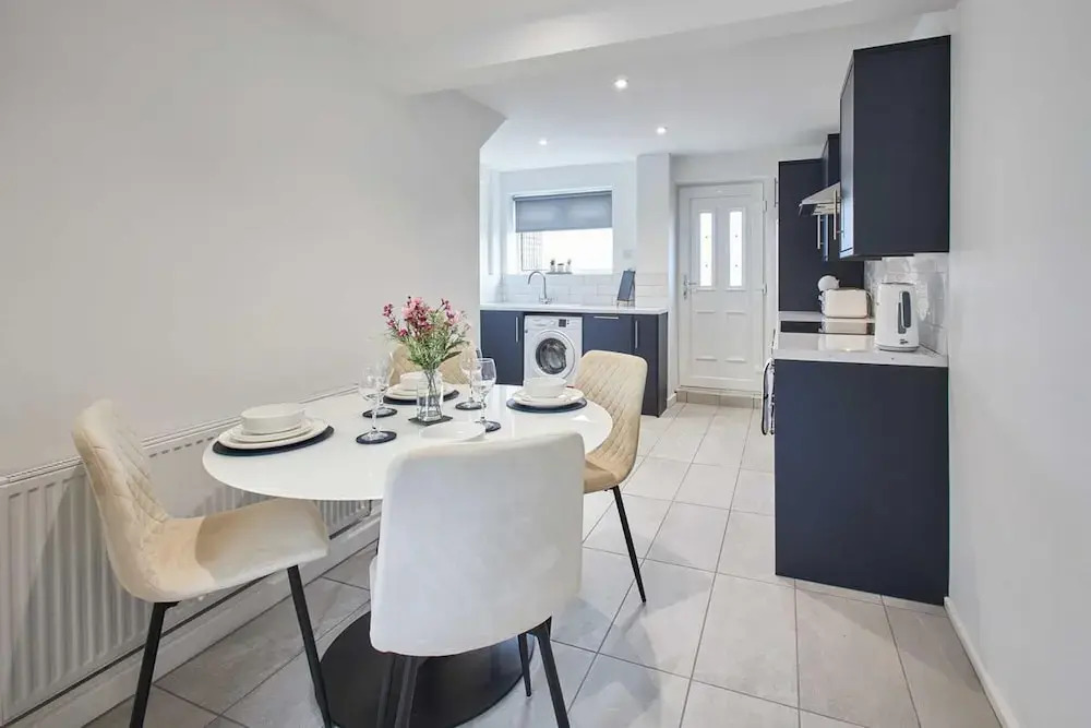 Host Stay Marsden Beach House