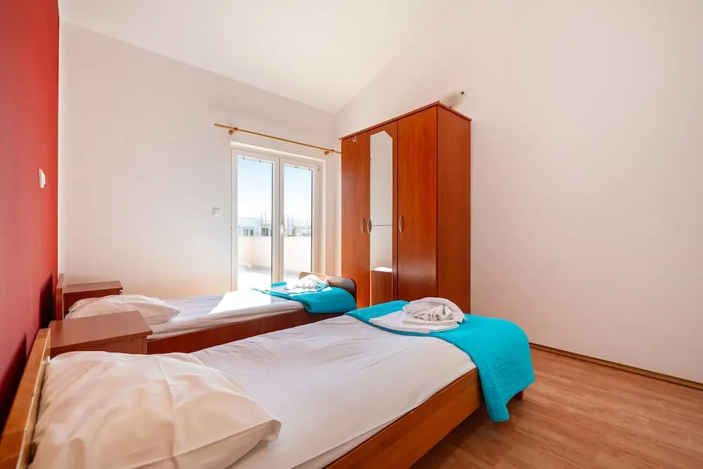 Bonvie Apartments in Center B1