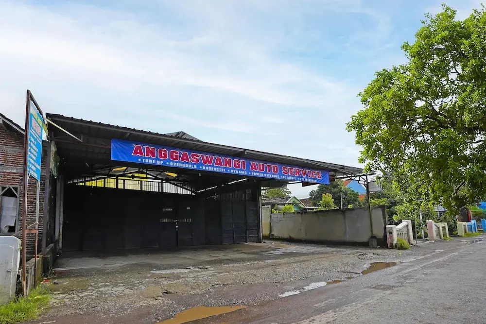 Hotel O Kost Auto Syariah Anggaswangi