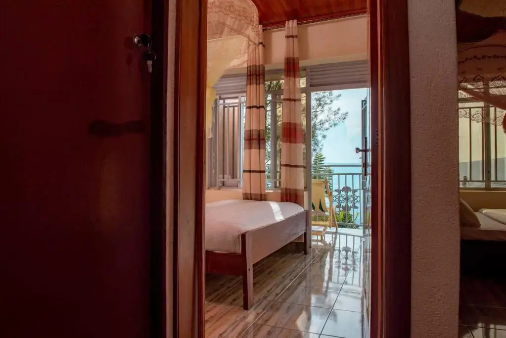 Amazing 3-Bedroom House With Scenic View.