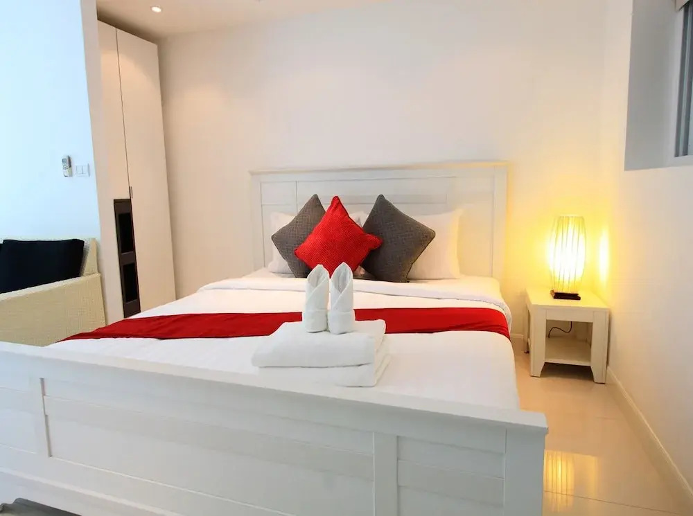 Kata Condo by Chattha