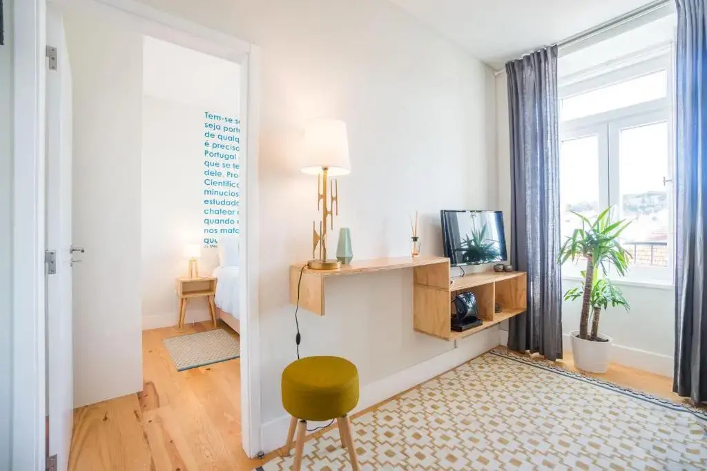 GuestReady - Chic and Vibrant Apt with Stunning Views - Anjos